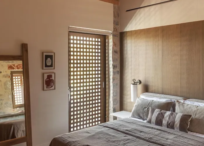 Terra Maina Villa Avía